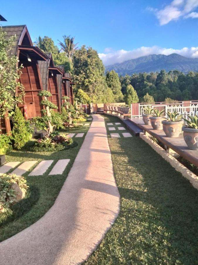 Munduk Kupang Villa&Resto Sekumpul Singaraja Esterno foto